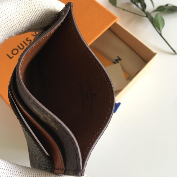 l**is V*t*n bandouliere 50double card holder