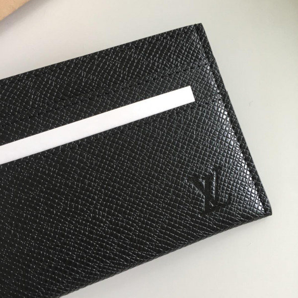 l**is V*t*n bandouliere 50double card holder