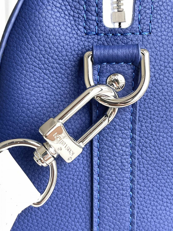 l**is V*t*n city keepall