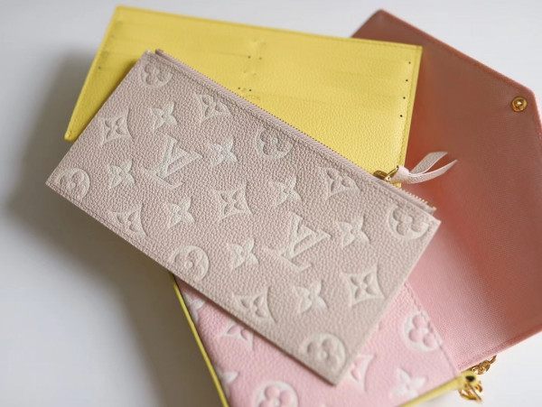 l**is V*t*n pochette fÉlicie