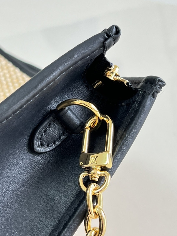 l**is V*t*n toiletry pouch on chain