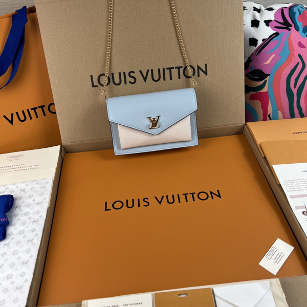 l**is V*t*n mylockme chain pochette