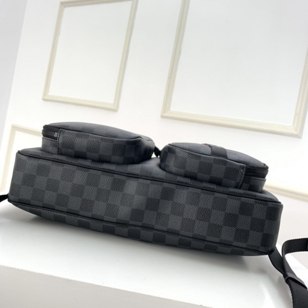 l**is V*t*n utility business bag