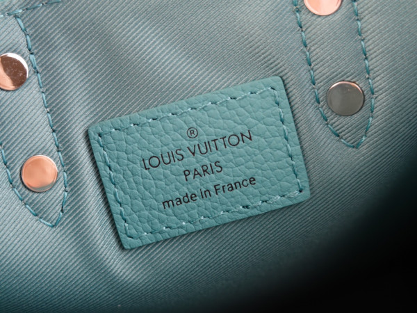 l**is V*t*n sac plat xs