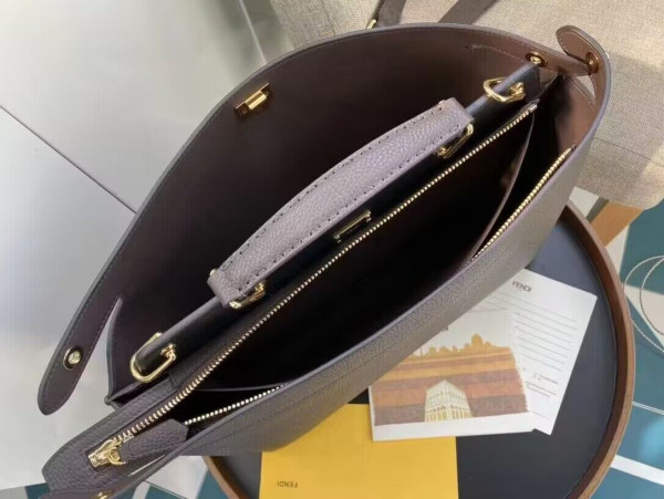 F**di peekaboo tote