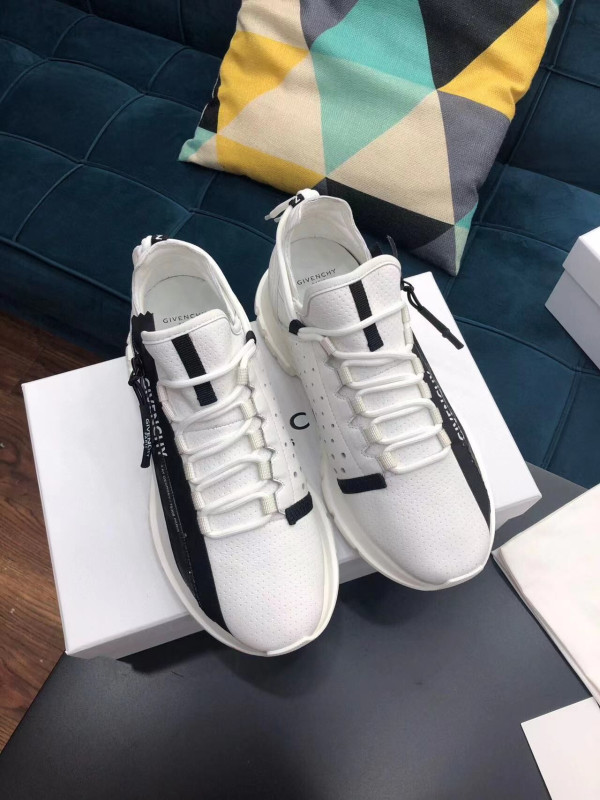 GIVENCHY SPECTRE RUNNER SNEAKERS IN PERFORATED LEATHER WITH ZIP