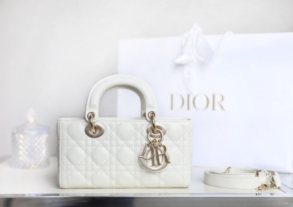 D*or lady d-joy bag