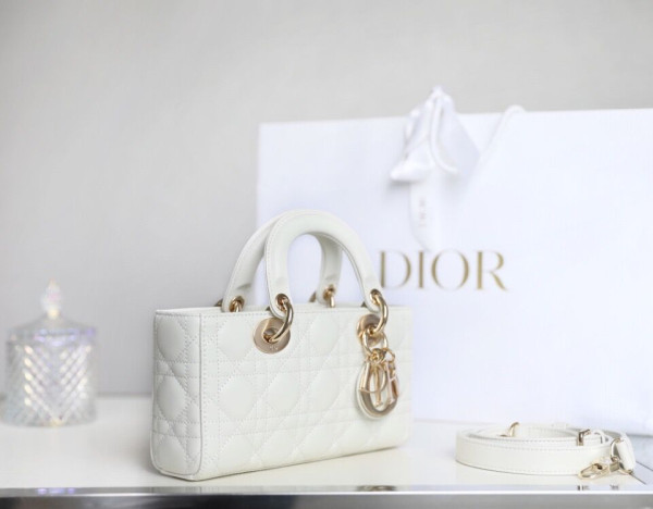 D*or lady d-joy bag
