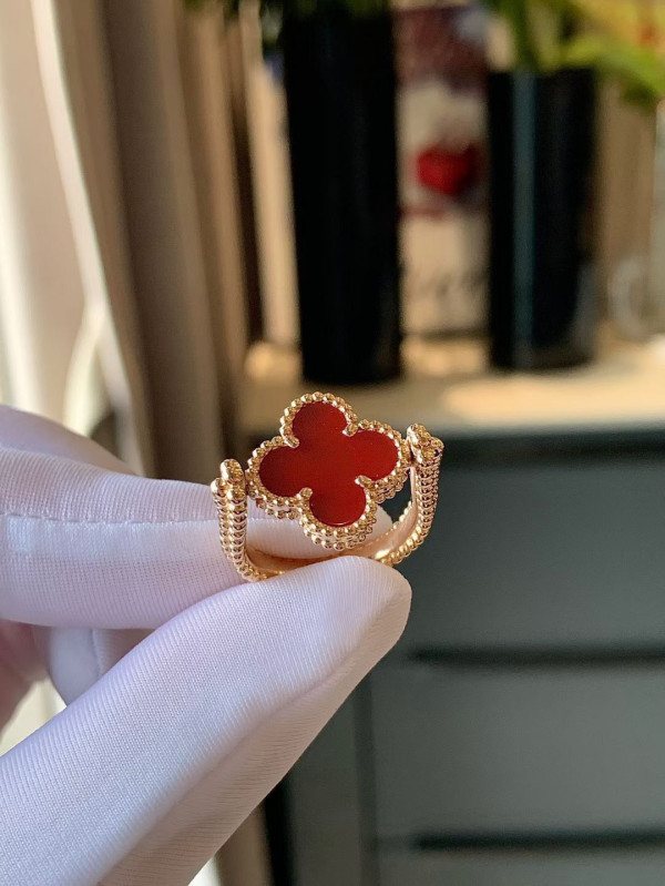 Van Cleef & Arpels Perlée Reversible Ring