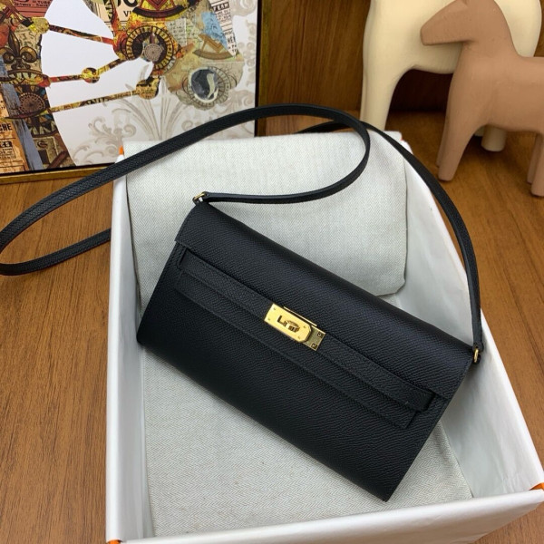 H**mes kelly classique to go wallet