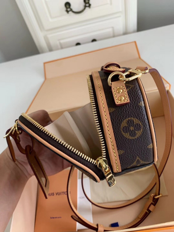 l**is V*t*n mini boite chapeau