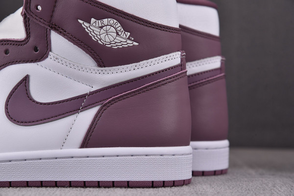 AIR JORDAN 1 HIGH OG "MAUVE" DZ5485-105