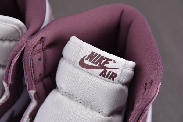 AIR JORDAN 1 HIGH OG "MAUVE" DZ5485-105
