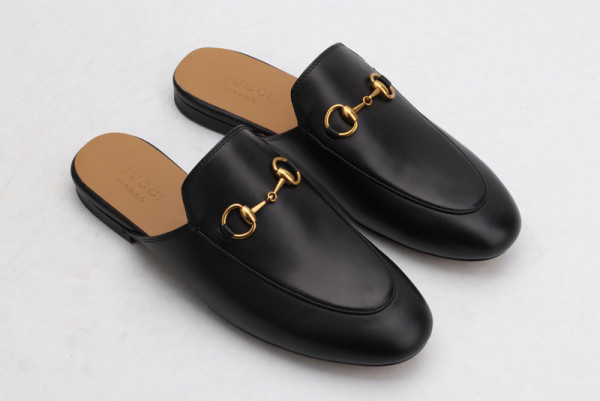 G*u*i princetown slipper
