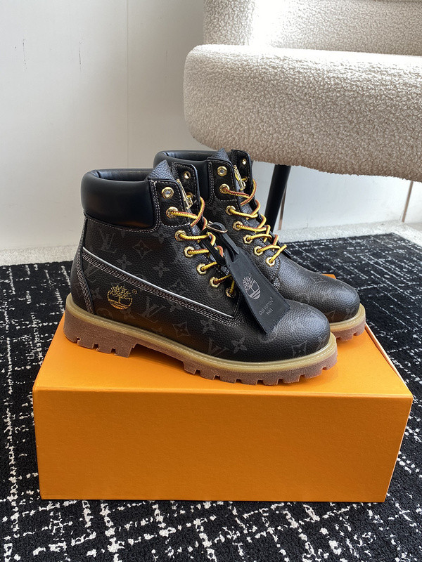 l**is V*t*n boots