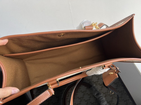 Ce**e mini horizontal cabas in triomphe canvas and calfskin