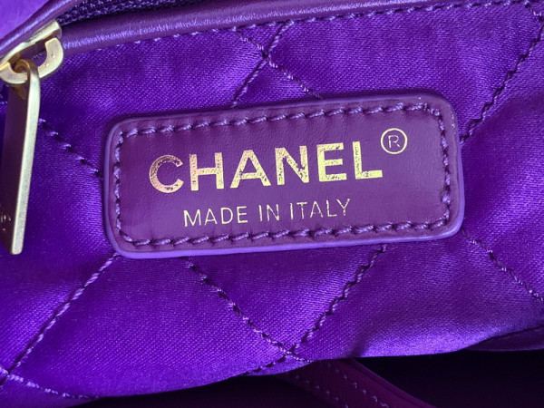 CL 22 SMALL HANDBAG