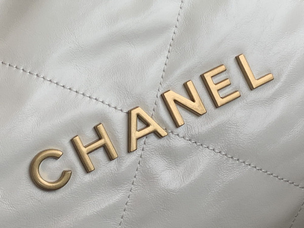 CL 22 SMALL HANDBAG