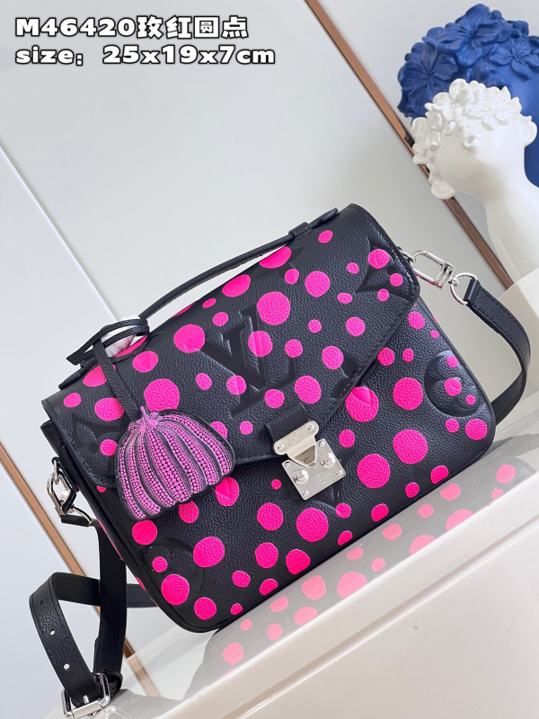 l**is V*t*n x yk pochette mÉtis