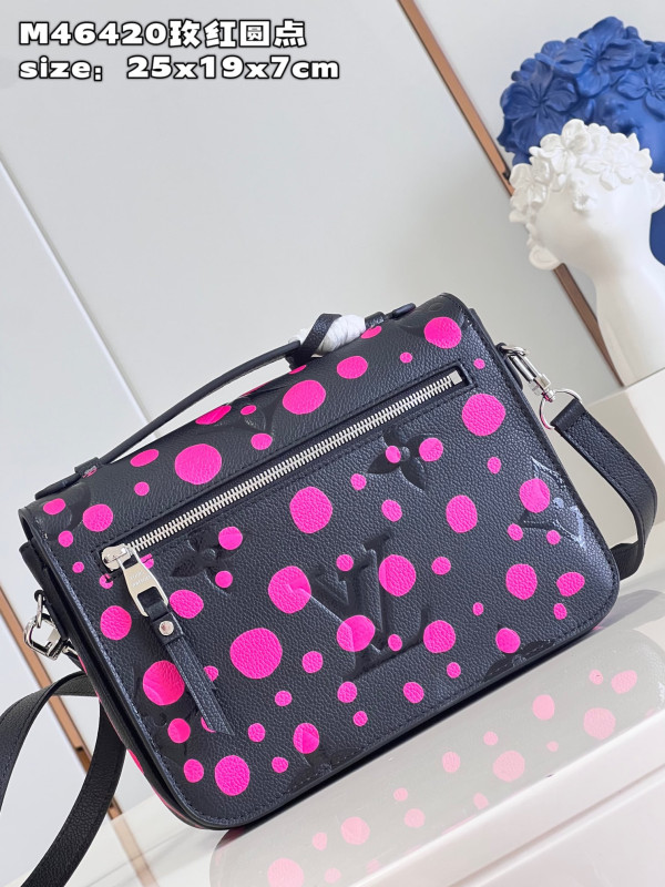 l**is V*t*n x yk pochette mÉtis