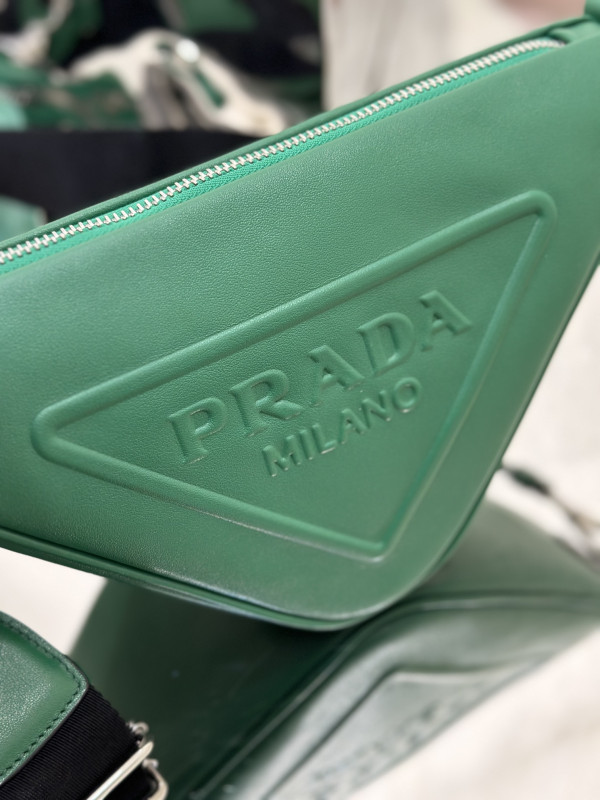 Pra*a triangle bag