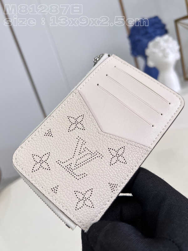 l**is V*t*n card holder recto verso