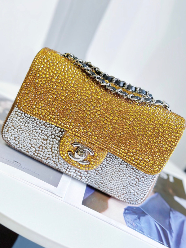 CL FLAP BAG 20CM