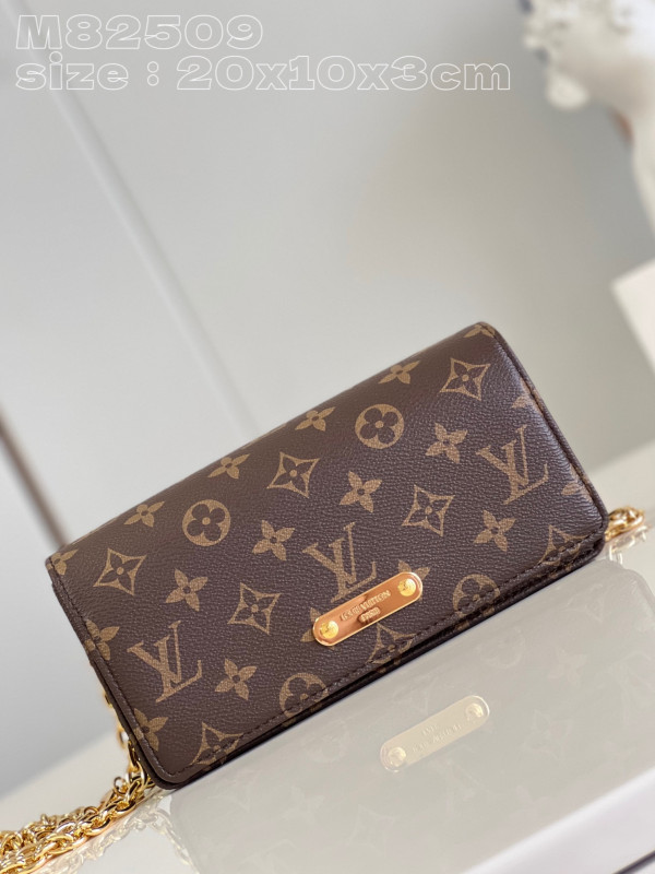 l**is V*t*n wallet on chain lily
