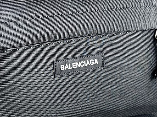 Ba*len*cia*ga backpack