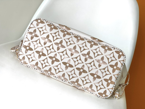 l**is V*t*n neverfull mm