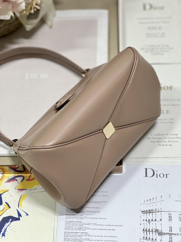 D*or key bag