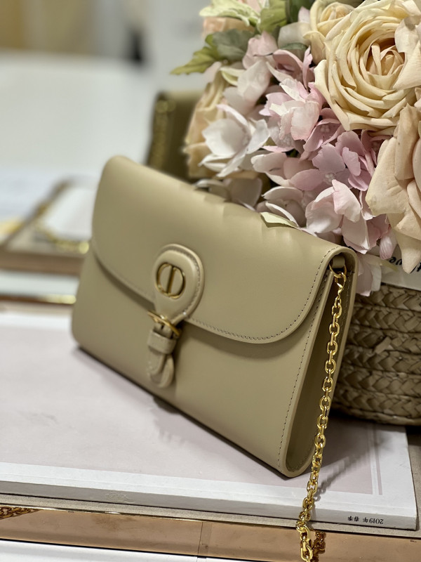 D*or bobby east-west pouch with chain