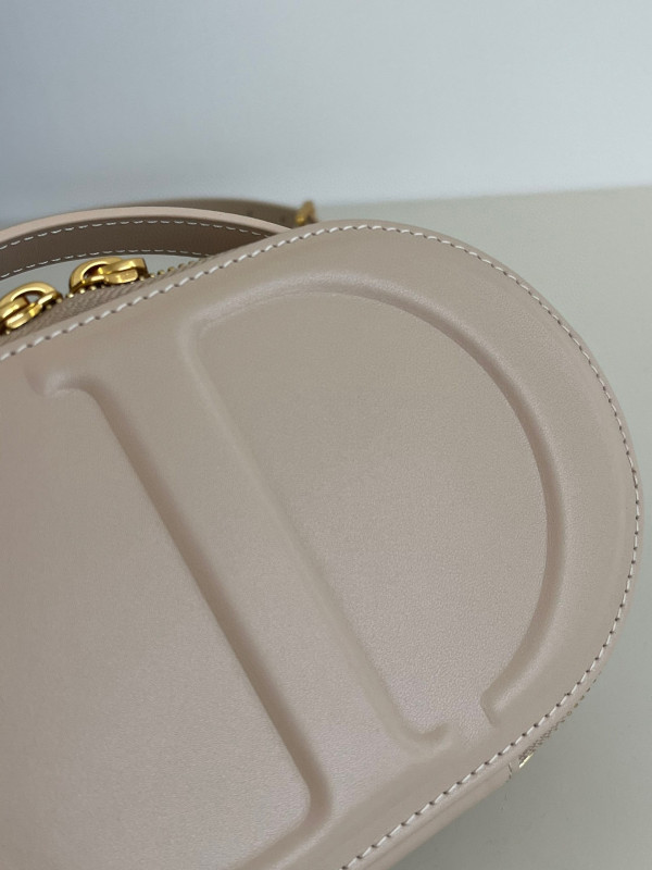 D*or cd signature oval camera bag