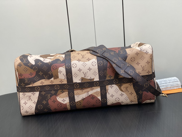 l**is V*t*n keepall bandouliÈre 45