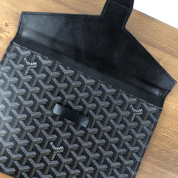 Go*ard commando envelope clutch