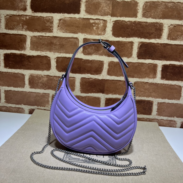 G*u*i gg marmont half-moon-shaped mini bag