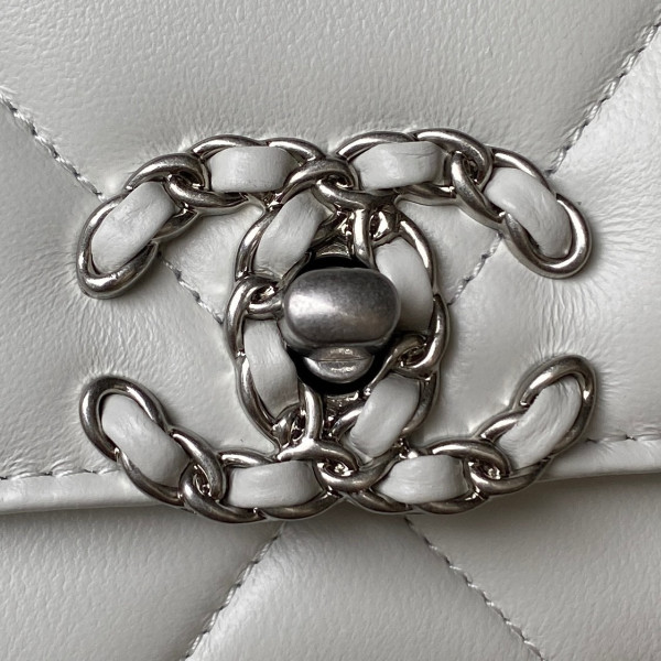 CL 19 WALLET ON CHAIN