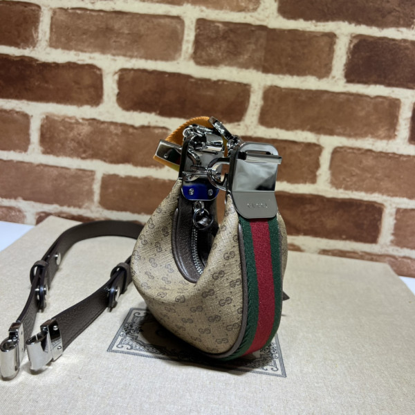 G*u*i attache mini bag