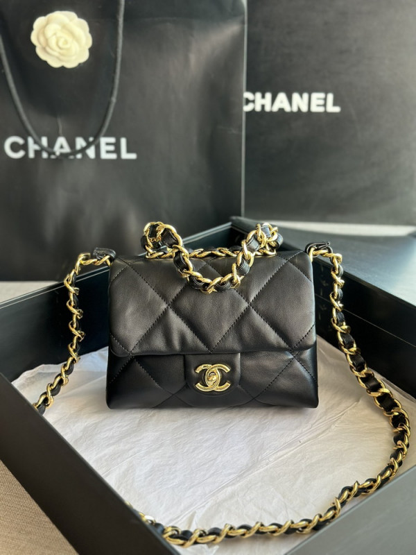 CL SMALL FLAP BAG