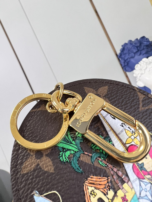 l**is V*t*n illustre ice skate bag charm and key holder