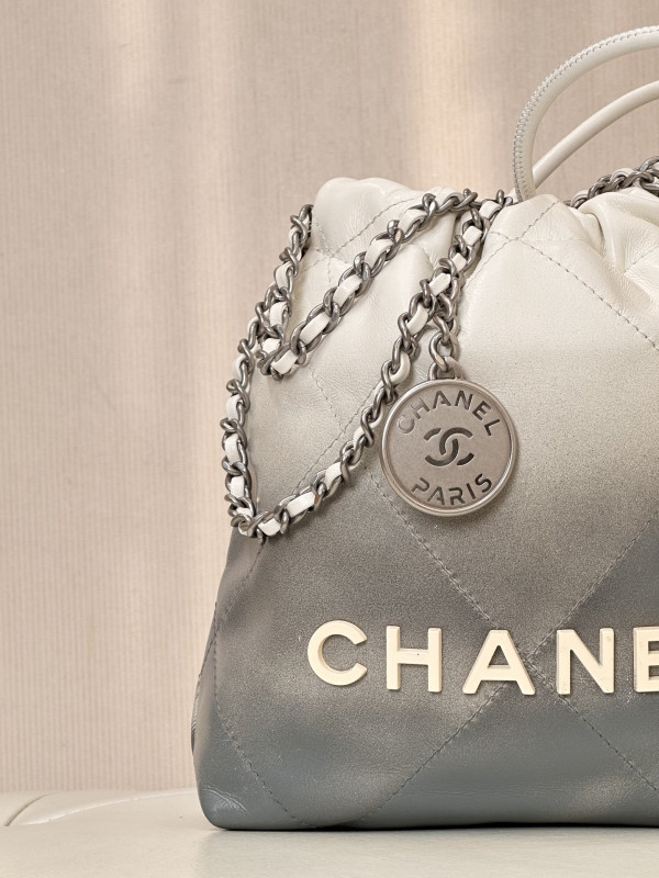 CL 22 MINI HANDBAG