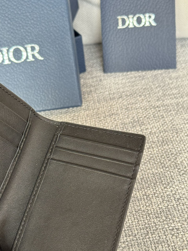D*or wallet