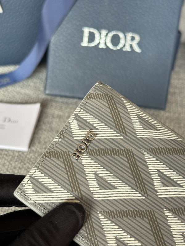 D*or wallet