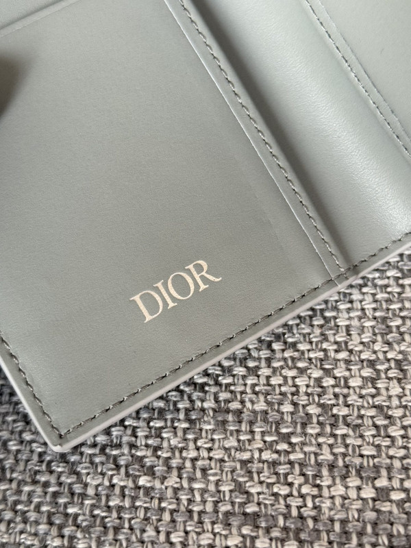 D*or wallet