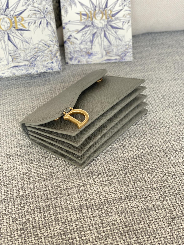 D*or wallet