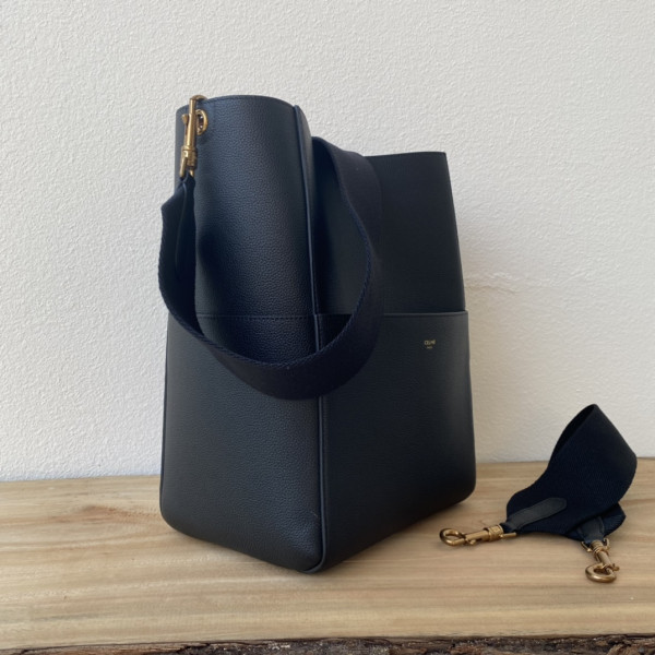 Ce**e sangle bucket