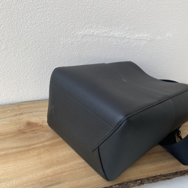 Ce**e sangle bucket