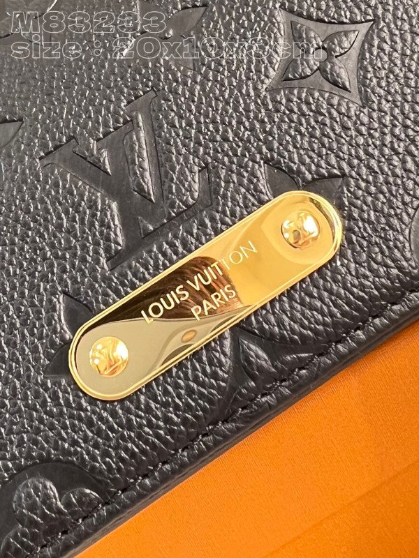 l**is V*t*n wallet on chain lily