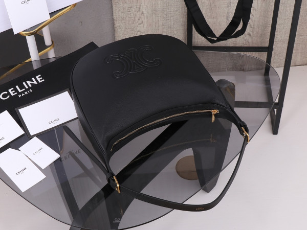 ce**e heloise cuir triomphe bag in S*pple calfskin