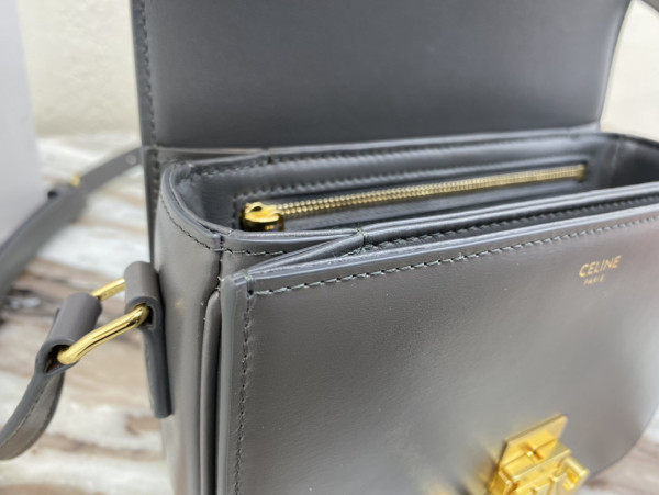 Ce**e teen triomphe bag